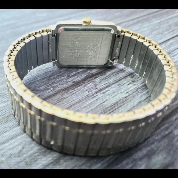 Rare Vintage Waltham Prestige Diamond Mens Watch Box Papers - Picture 7 of 8